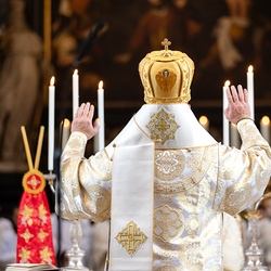 Priesterweihe Byzantinischer Ritus im Stephansdom / Erzdiözese Wien/ Schönlaub