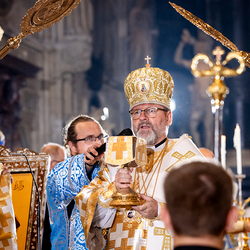 byzantinisches Pontifikalamt Stephansdom / Erzdiözese Wien/ Schönlaub byzantinisches Pontifikalamt Stephansdom